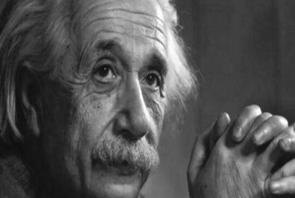 爱因斯坦的智商到底是多少