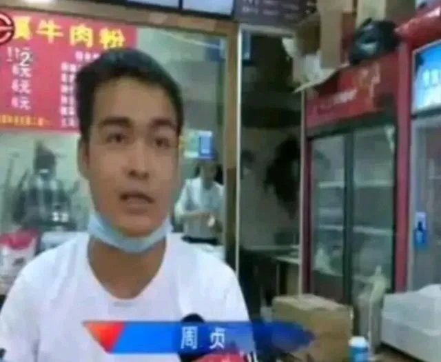 对于最近一家老面馆拒绝农民工就餐，你如何看待这样的事情？