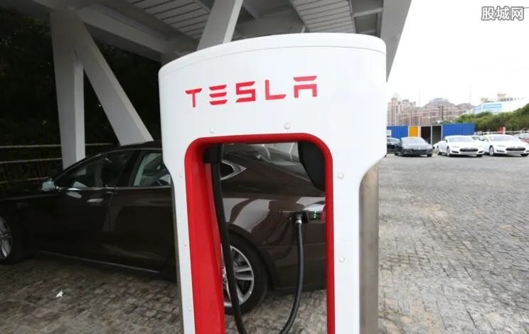 苹果调查特斯拉 特斯拉是苹果进军汽车行业的第一步棋