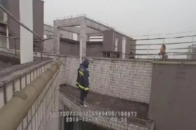 民警晒女儿救人：民警如何透过女儿挽回失足少女的心