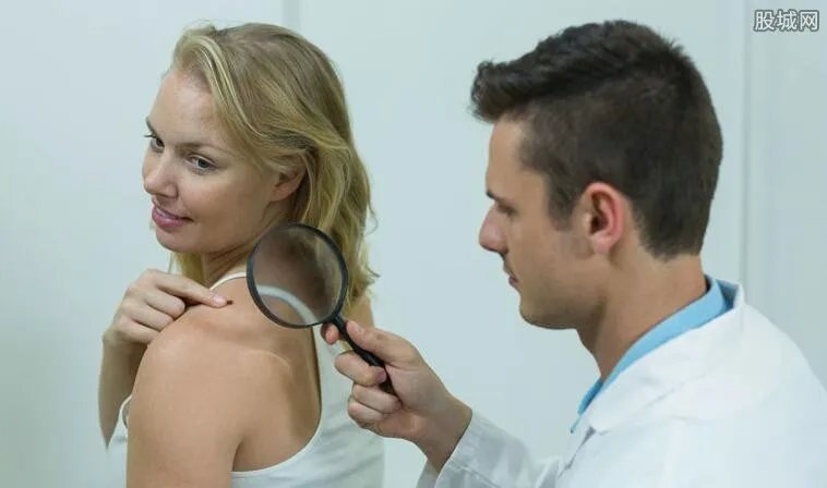 团伙远程诊病诈骗引市民买假药 网购药品如何识别骗局