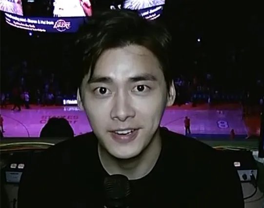 李易峰与科比合照 李易峰见证科比最后一役