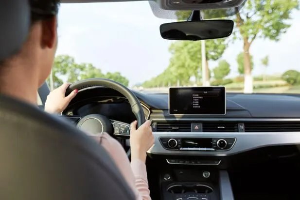 ​辽宁一两轮机动车街头爆炸是怎么回事  辽宁一两轮机动车为什么街头爆炸