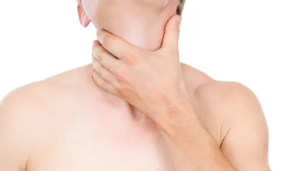 喉咙痛干燥怎么回事