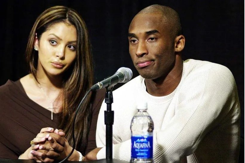 瓦妮莎年轻时有多美?