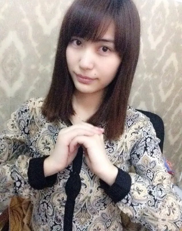 51游戏社区美女主播：她是豆子 霸气侧漏