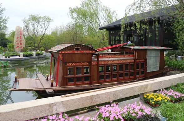 1921年7月嘉兴南湖的红船里说了什么?