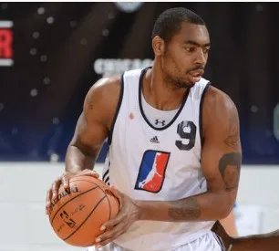 克里斯·丹尼尔斯的人生经历