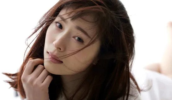 罗红前妻借罗红微博替江一燕澄清？