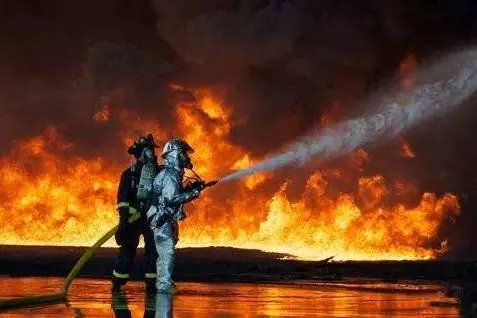 苹果供应商工厂发生火灾,遇到火灾该如何处理?