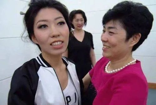 曲婉婷母亲张明杰一审获无期徒刑,你如何看待这一审判结果?