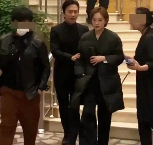 邓超好像孙俪的保镖是怎么回事 邓超为什么好像孙俪的保镖