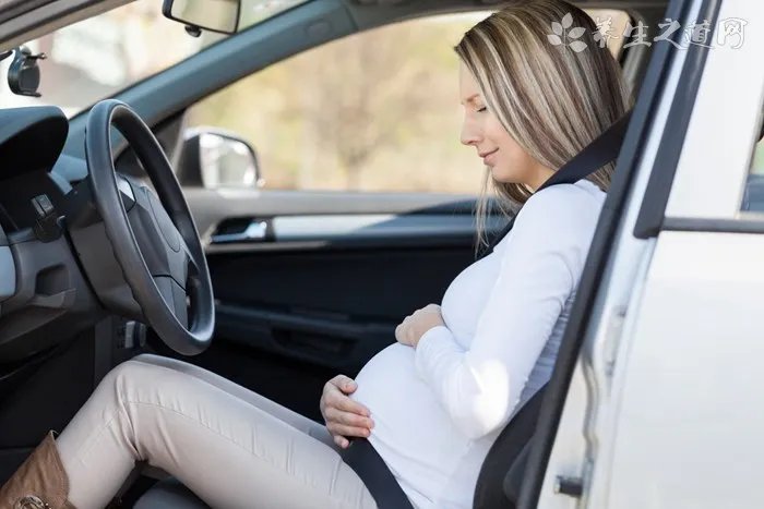 东京大雪交通混乱  雪天行车注意事项