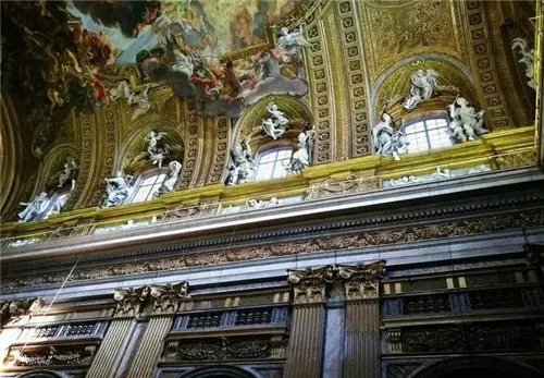 巴洛克建筑风格特点是什么