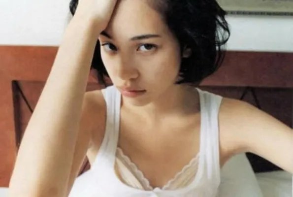 水原希子否认恋情具体详情:水原希子的恋情是假的