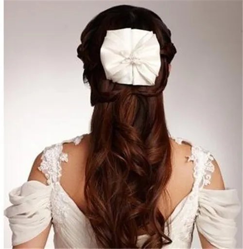 新娘编发发型哪种好看  美丽的新娘编发造型推荐