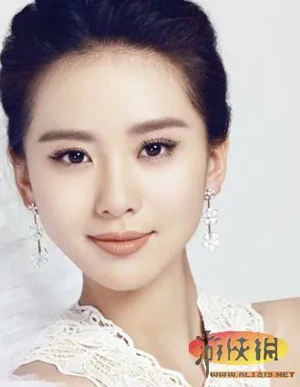 年度清纯氧气美女PK背影女神正面照曝光求男友