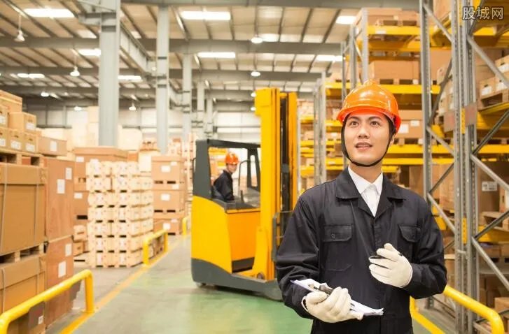 中国制造震惊世界 国产超薄电视亮相