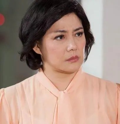 孟庭丽的老公是谁 Cindy过劳死被指“普通事故”