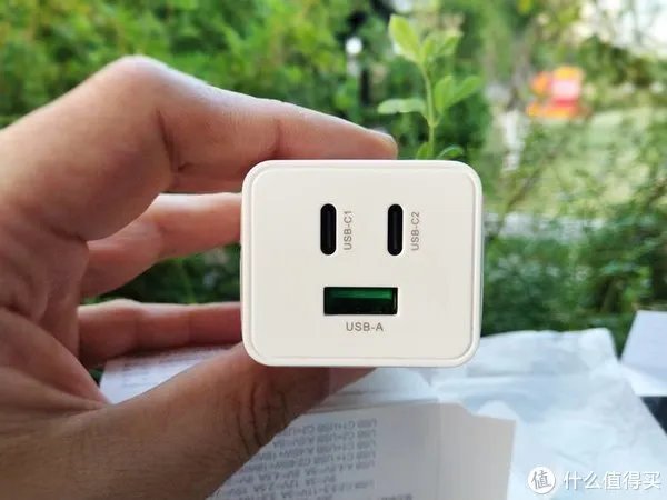 360GaN氮化镓快充充电器测评-功率大、体积小、充电快