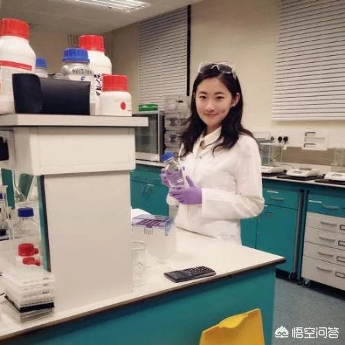 博士学历怕吓着男方,家长只敢说是硕士,这背后的原因是什么?