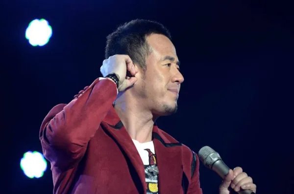 杨坤刘德华事件是怎么回事