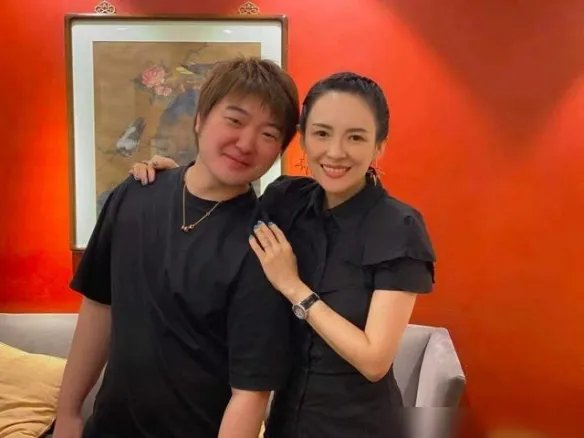 我就是演员导演吴彤力挺章子怡 反遭网友灵魂质问！