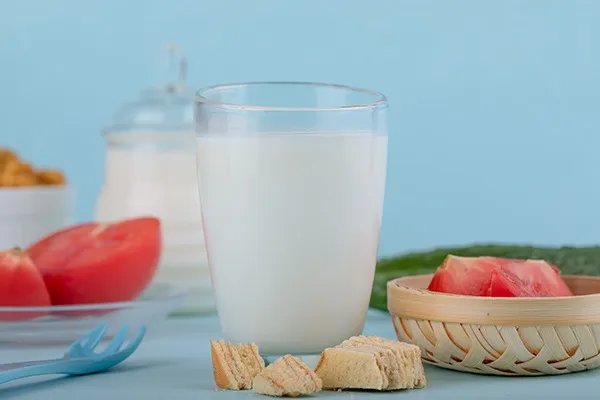 什么是脱脂牛奶