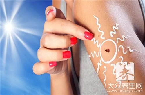 女人身上这物长得多，竟是乳腺癌的标志！