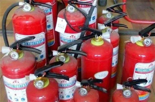 灭火器多久年检一次