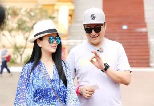 王岳伦退出李湘关联公司,引发了网友怎样的猜测?