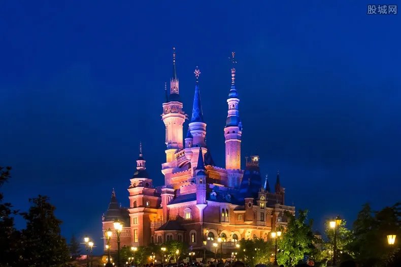 上海迪士尼紧急关闭 去过该地方要做核酸检测吗