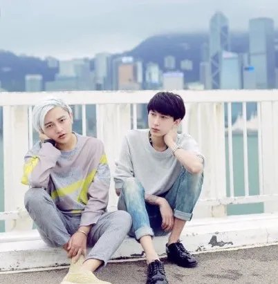 金朴俊张耘硕照片曝光 两人大方秀恩爱！