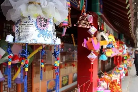 2019手工元宵花灯图片 元宵节儿童手工灯笼图片大全