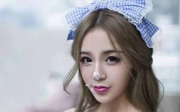 求尤果三美高清图，无水印