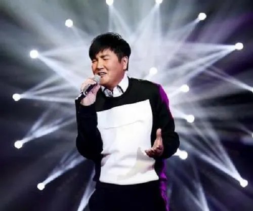 孙楠祖孙三代同台其乐融融 孙楠几个孩子