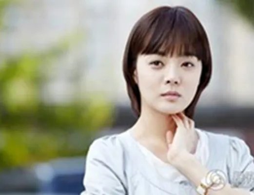 韩星蔡琳前夫是谁 揭秘其与前夫离婚原因