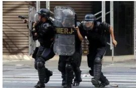 巴林破获恐怖团伙逮捕多少名恐怖分子？