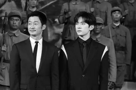 吴京看到易烊千玺造型的反应,吴京评价易烊千玺