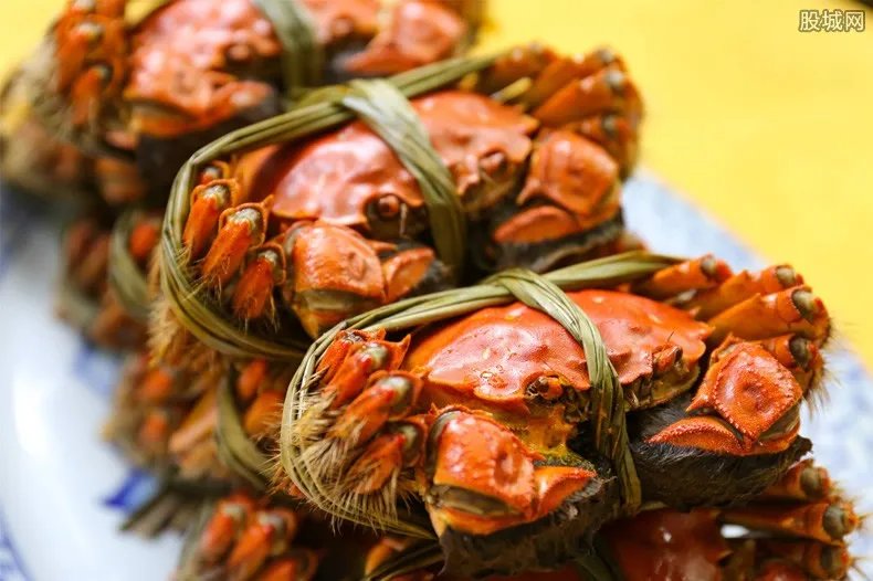 日本螃蟹拍出500万天价 现在大闸蟹价格多少一斤？