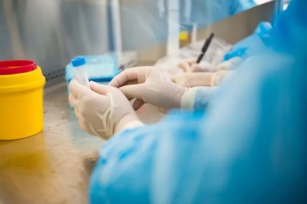 电解质溶液是做什么的呢