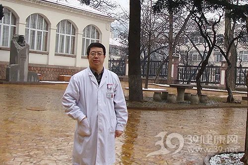 走不寻常路！王吉波一手开创青岛风湿免疫工作