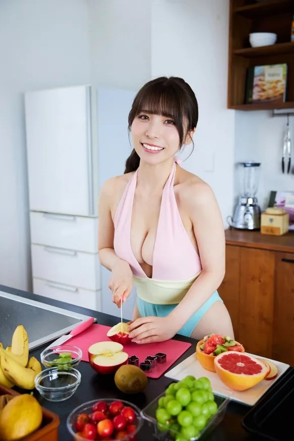 和服下藏着大欧派!正妹纱爱雪白双峰散发浓郁魅力!