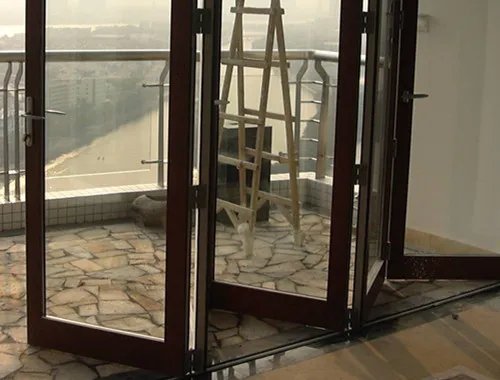 铝合金材料有哪些优点 铝合金门窗选购技巧