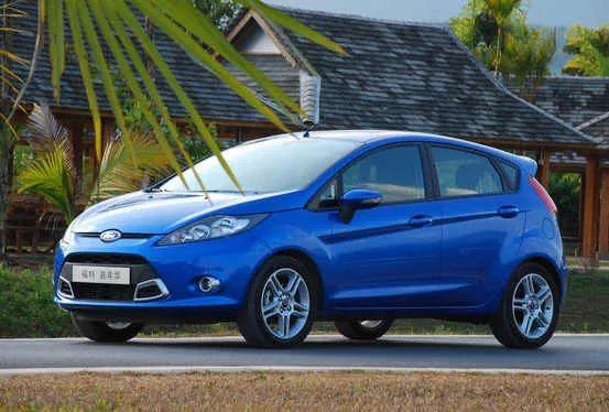 福特嘉年华两厢内饰改装