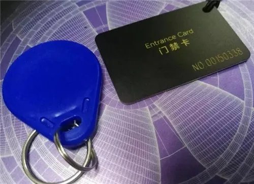 门禁卡是属于ic卡还是id卡