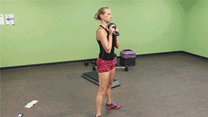 都说深蹲可以练翘臀,可是应该怎么练?