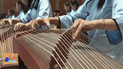 小提琴有几根弦?