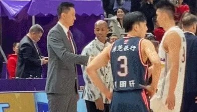 杜峰马布里冲突原因曝光！是杜峰没风度，还是马布里太较真？