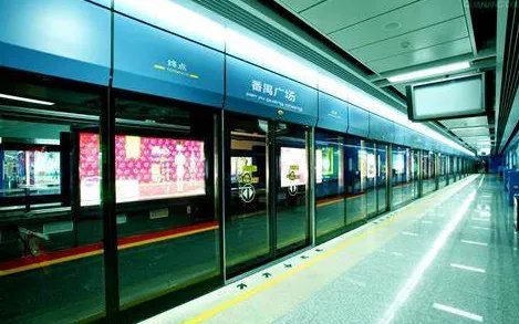 上海地铁二号线出现故障，你认为地铁建立越多越好吗？